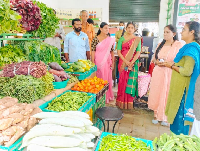 ആലത്തൂരില്_ ആരംഭിച്ച നാട്ടുചന്ത 1 (1)