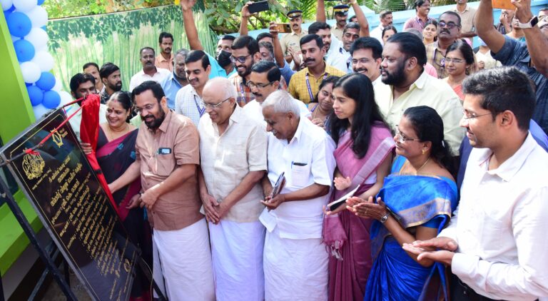 തത്തമംഗലം സ്മാര്_ട്ട് വില്ലേജ് ഓഫീസിന്റെ പുതിയ കെട്ടിടത്തിന്റെ ഉദ്ഘാടനം 2